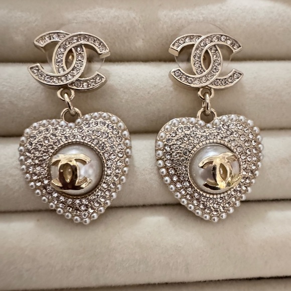 Chanel Gold CC Heart Drop Earrings - Picture 2 of 7